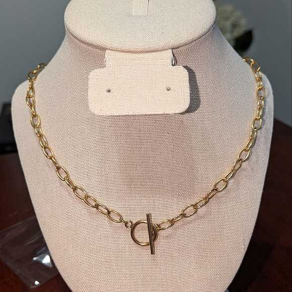 Ellie Vail Jewelry - Ellie Vail Toggle Link Necklace